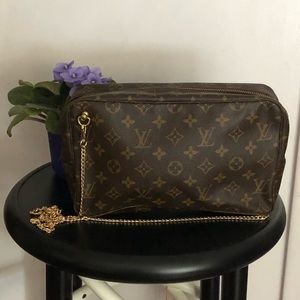 LV Trousse 28 with chain